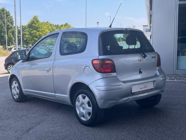 TOYOTA Yaris 1.0i 16V cat 3P. Sol Neopatentati