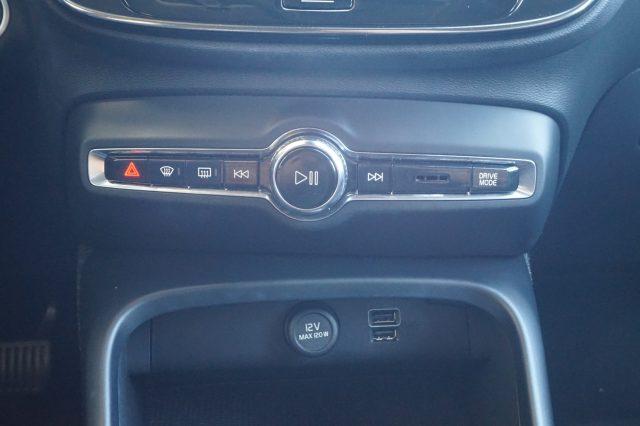 VOLVO XC40 T5 Recharge Plug-in Hybrid Inscription Expression