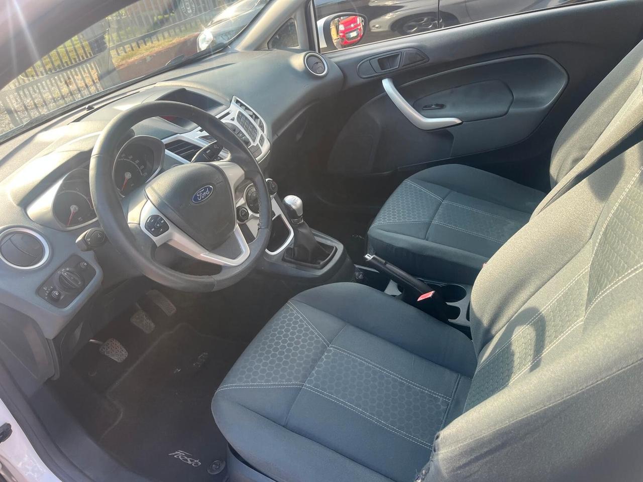 Ford Fiesta 1.2 82 CV 5 porte Titanium