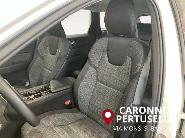 VOLVO XC60 B4 (d) automatico Core