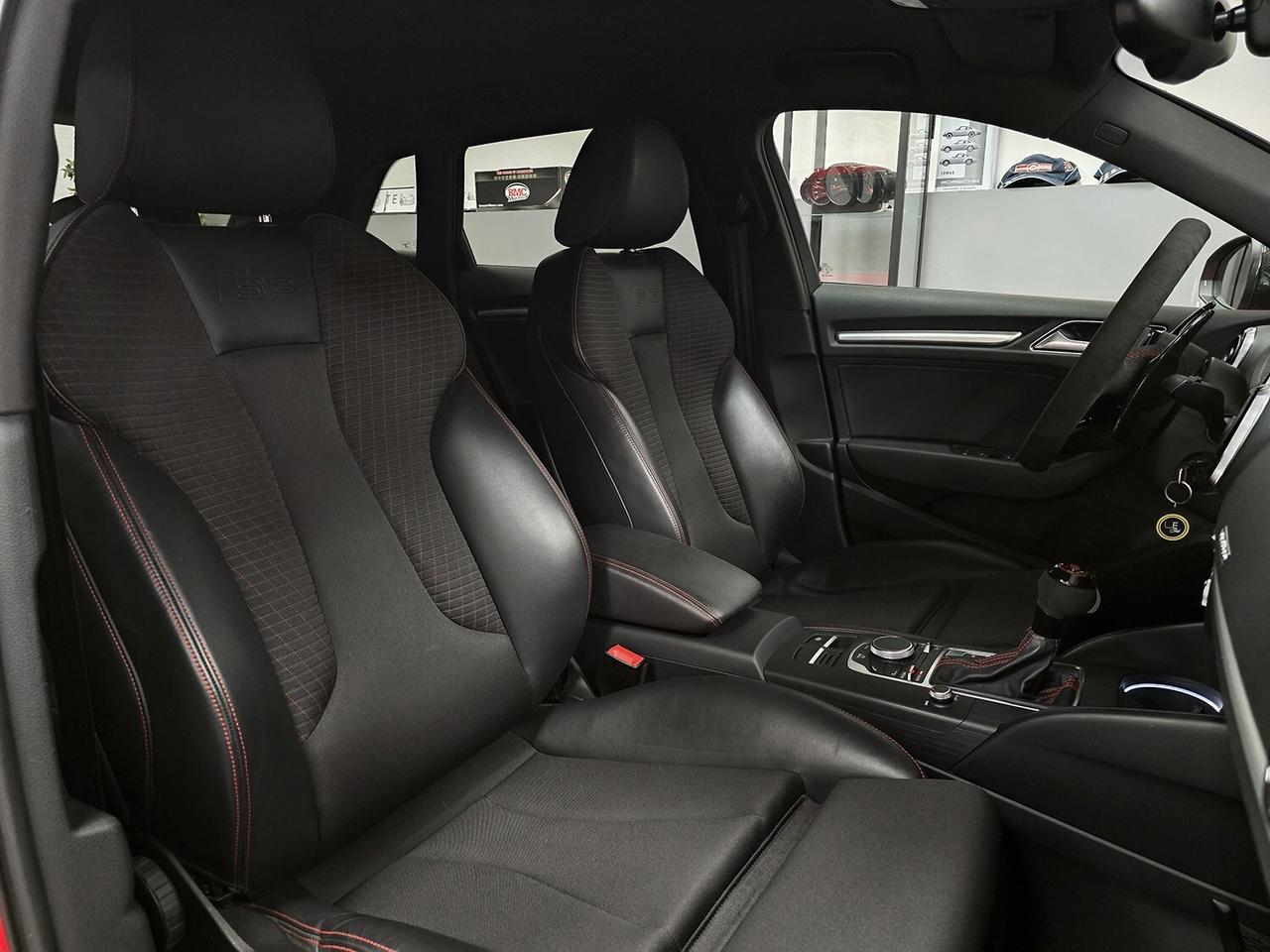 Audi S3 III SPORTBACK 2.0 TFSI QUATTRO_S TRONIC_MISANO RED