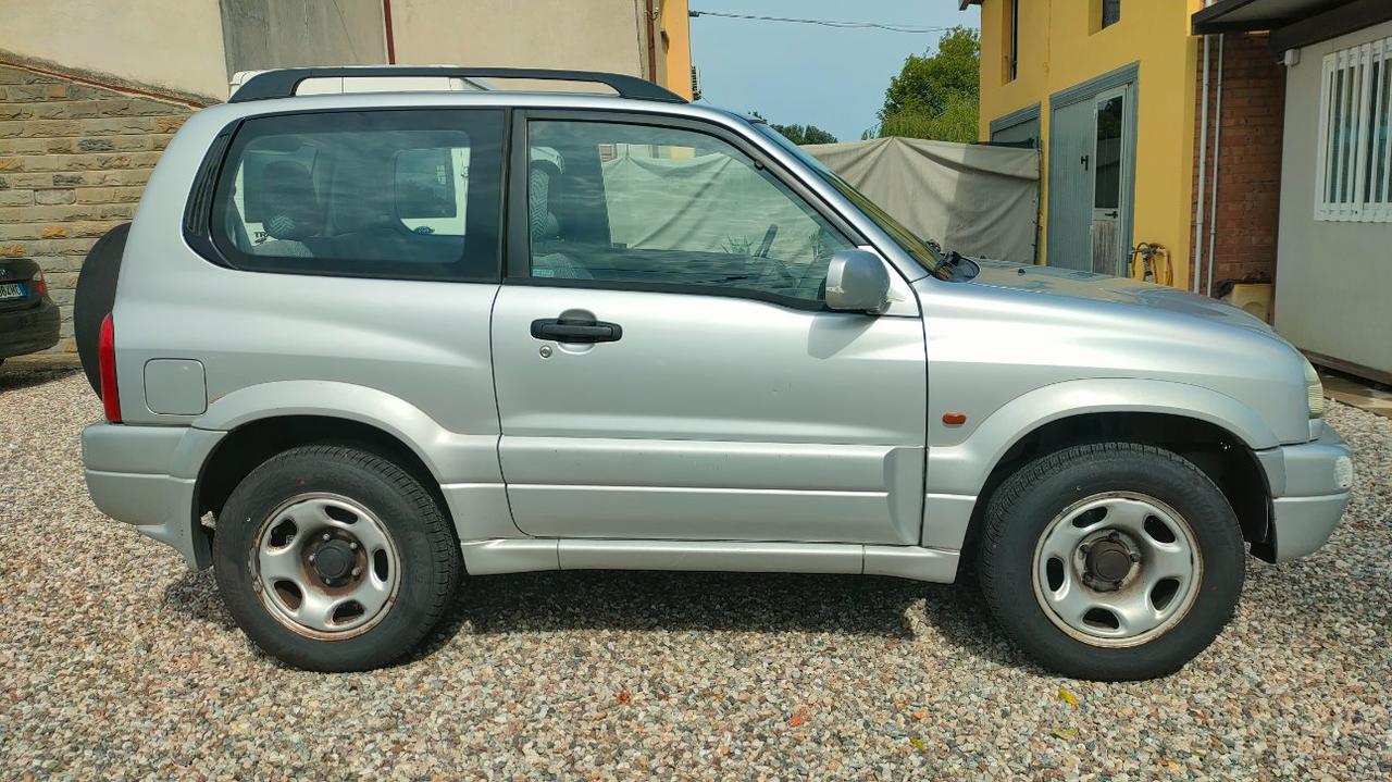 Suzuki Grand Vitara 3 Porte Grand Vitara 3p 1.6 16v 98.000 KM