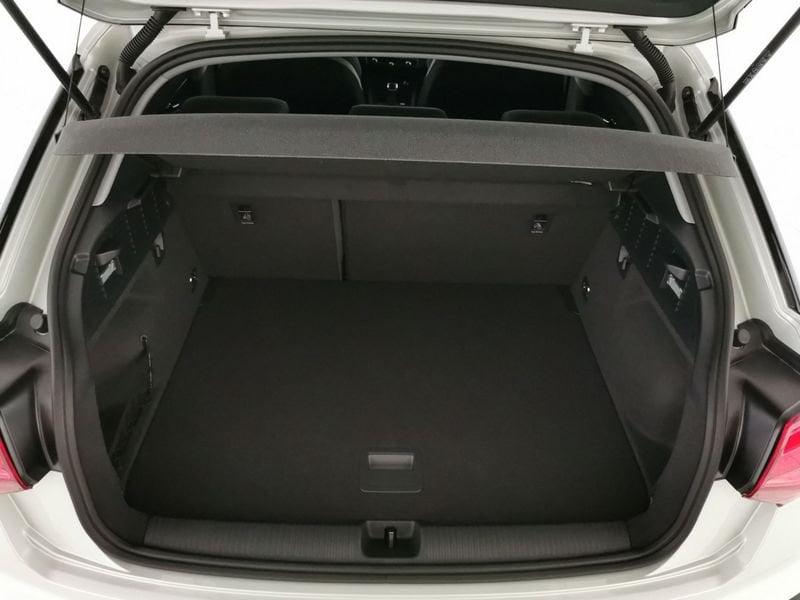 Audi Q2 35 2.0 tdi Identity Black s-tronic