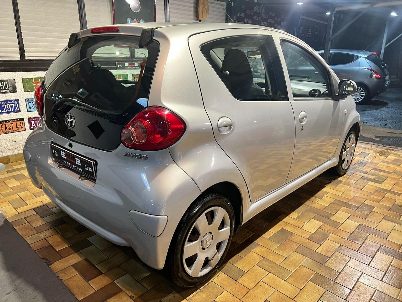 Toyota Aygo 1.0 5 porte