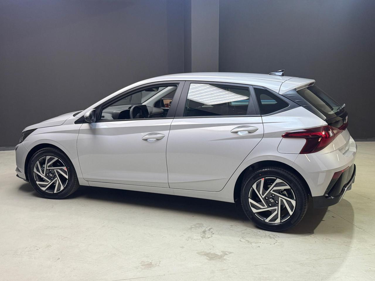 Hyundai i20 1.0 90cv MY 2026