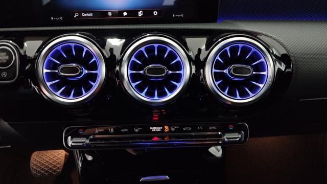 MERCEDES-BENZ CLA 200 Shooting Brake Sport *SENZA VINCOLO FINANZIAM.