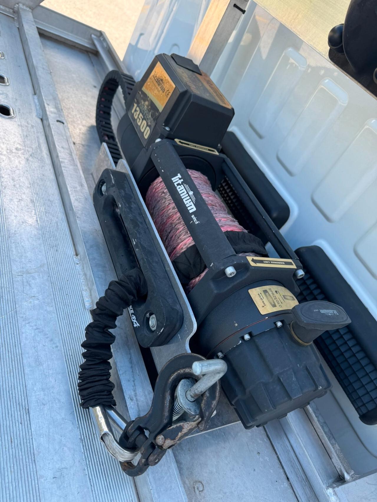 Ford Transit CARO ATTREZZI trasporto veicoli patente B