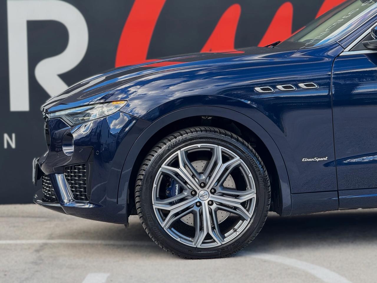 Maserati Levante 3.0 DS V6 Gransport 275CV TETTO 360