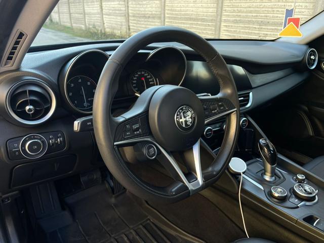 ALFA ROMEO Giulia 2.2 Turbodiesel 180 CV AT8 Q4 VELOCE