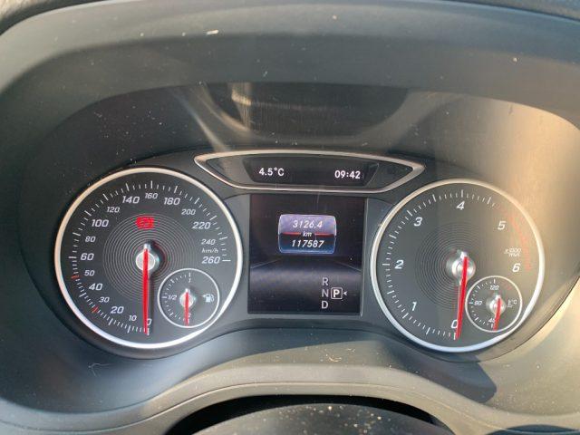 MERCEDES-BENZ B 200 d Automatic Premium