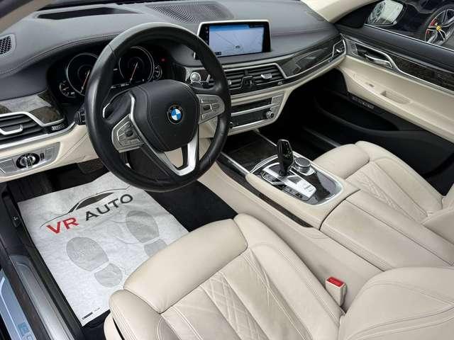 BMW 740 e Luxury autom HYBRID PLUG-IN