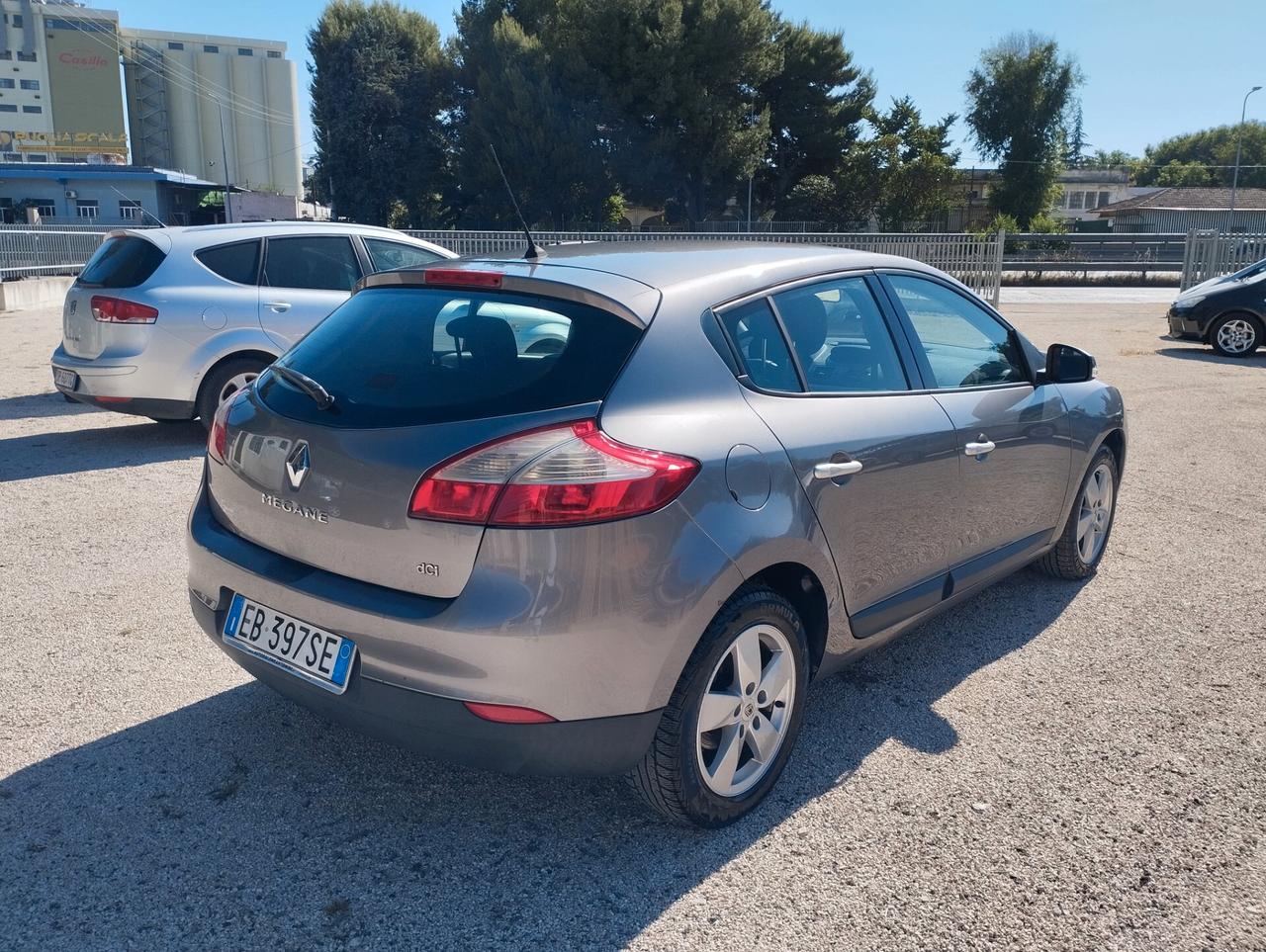 Renault Megane Mégane 1.5 dCi 110CV Dynamique 2010