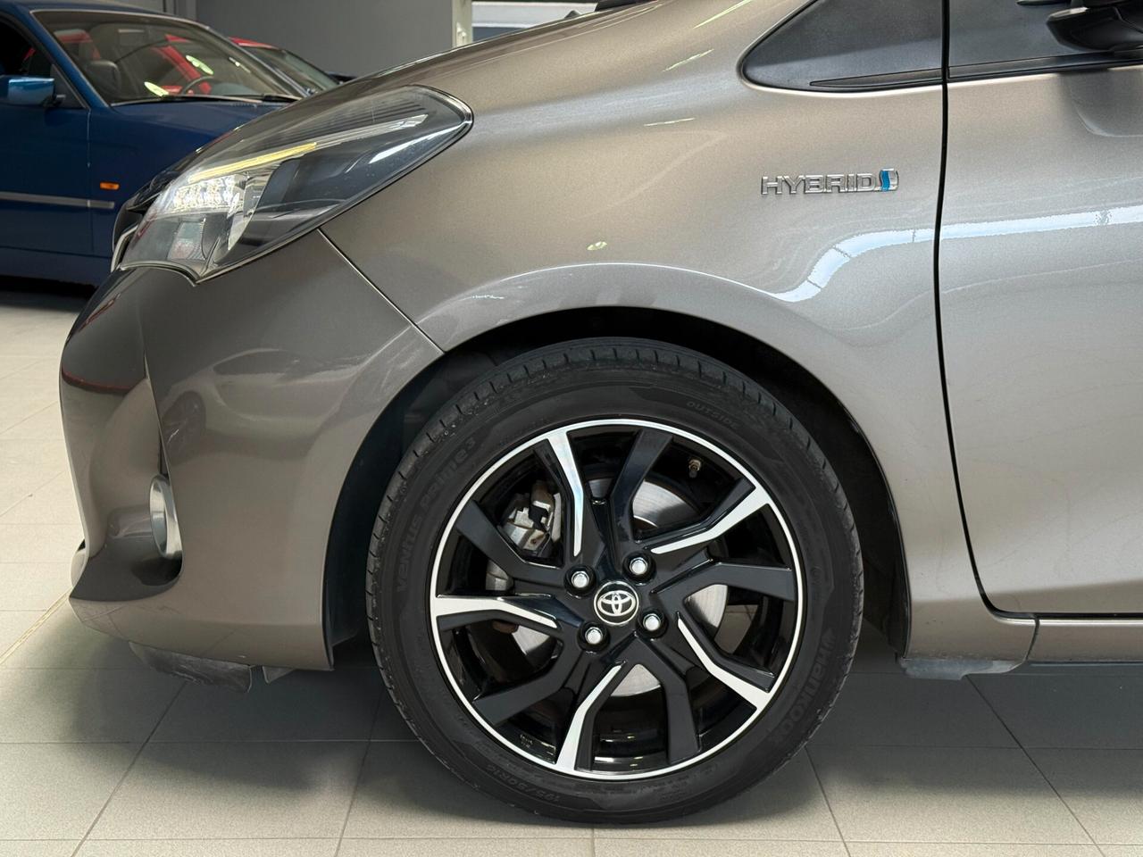 Toyota Yaris 1.5 Hybrid 5 porte neopatentati