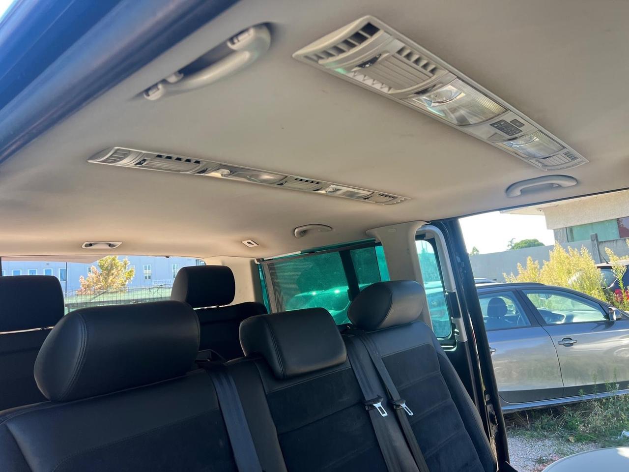Volkswagen Transporter 2.0 TDI 150CV DSG PL Kombi Business