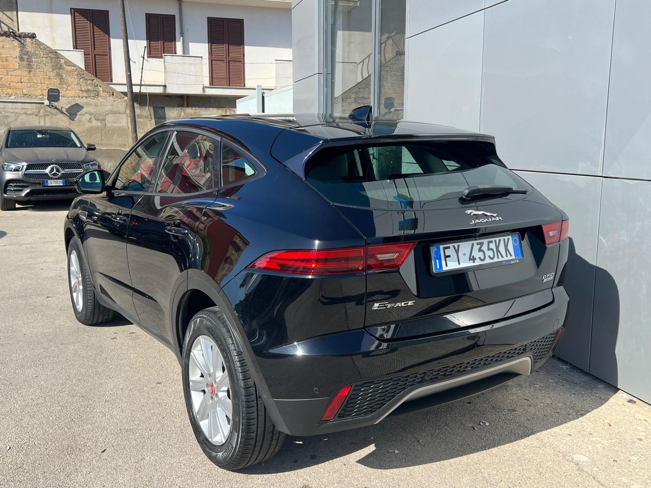 Jaguar E-Pace 2.0d i4 S awd possibilità noleggio no scoring