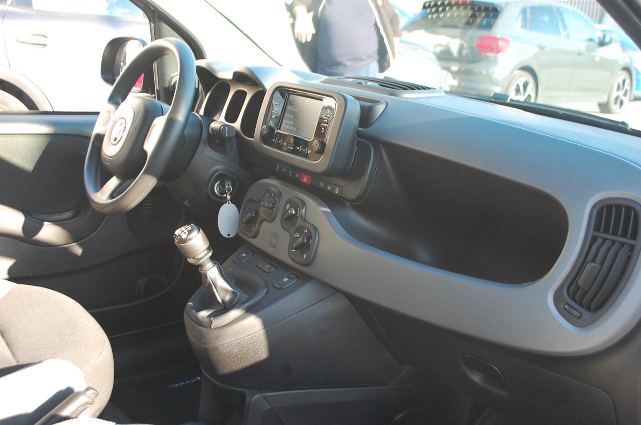 Fiat Panda 1.0 firefly hybrid 69CV City Life S&S USB Uf Italy