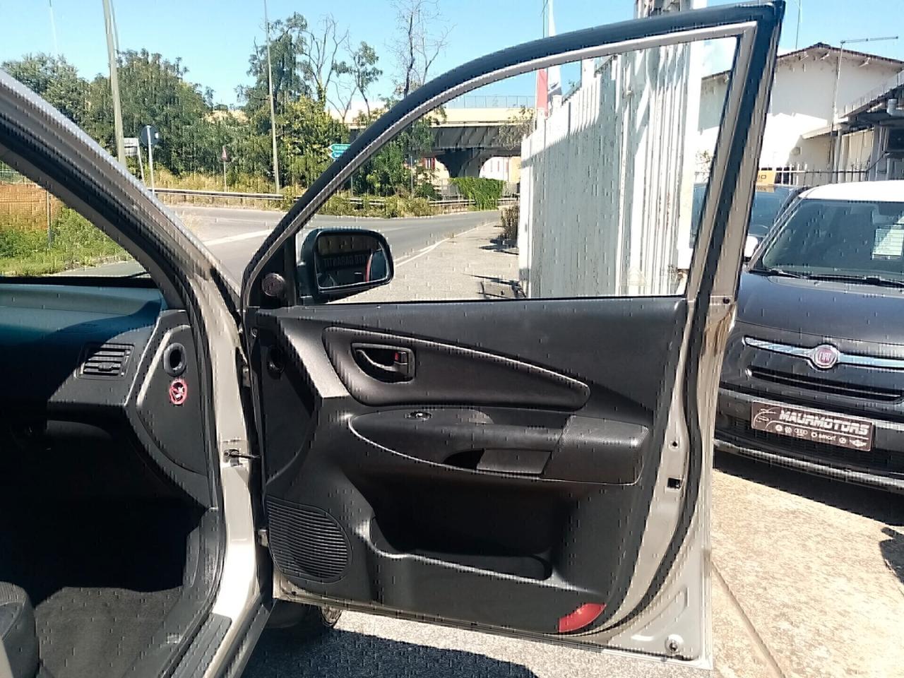HYUNDAI TUCSON 2.0 CRDI VGT ACTIVE