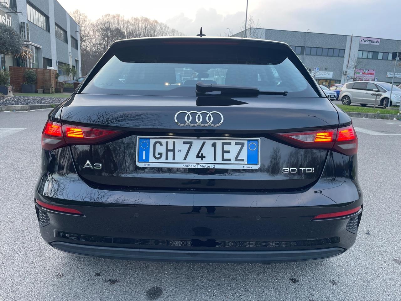 Audi A3 SPB 30 TDI *Automatik*Navi*Naopatentati*