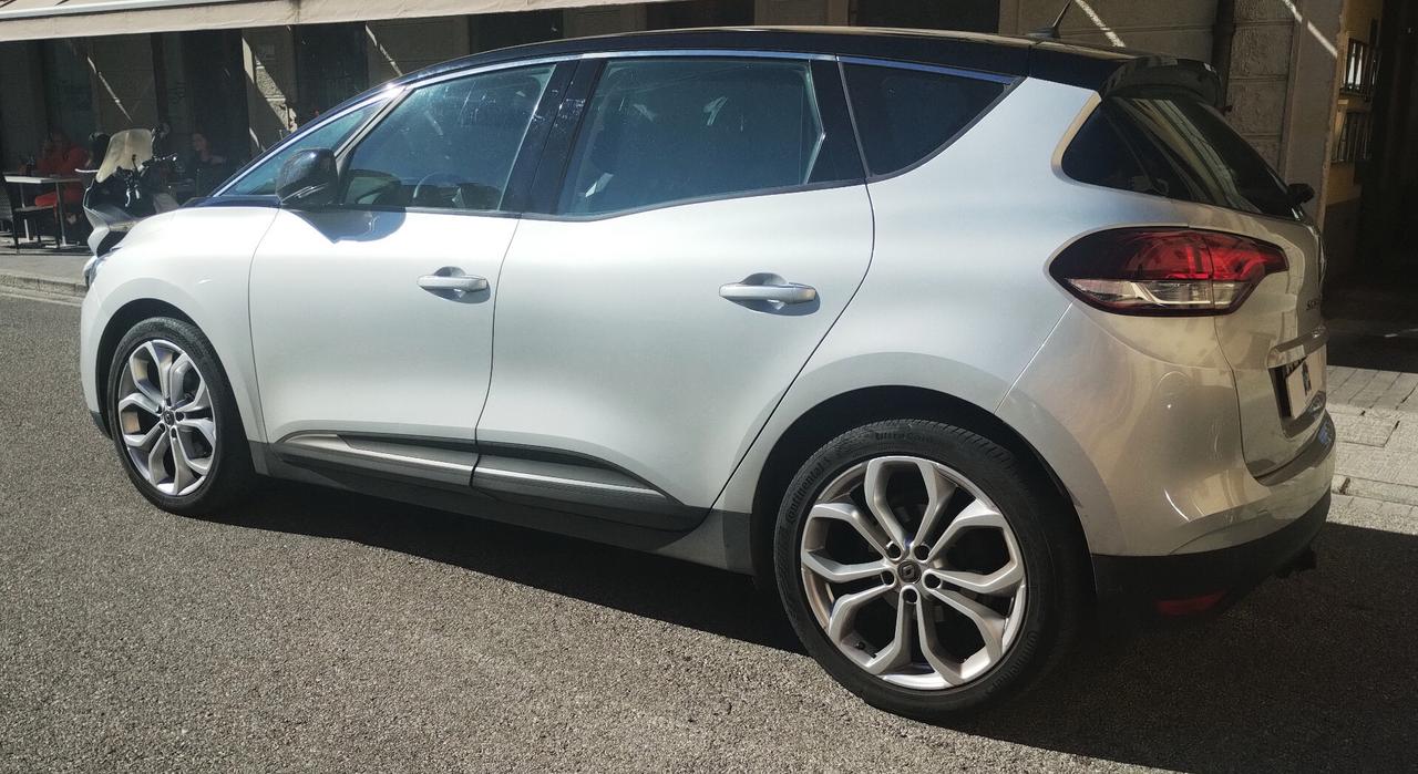 Renault Scenic Scénic Blue dCi 120 CV Sport Edition2