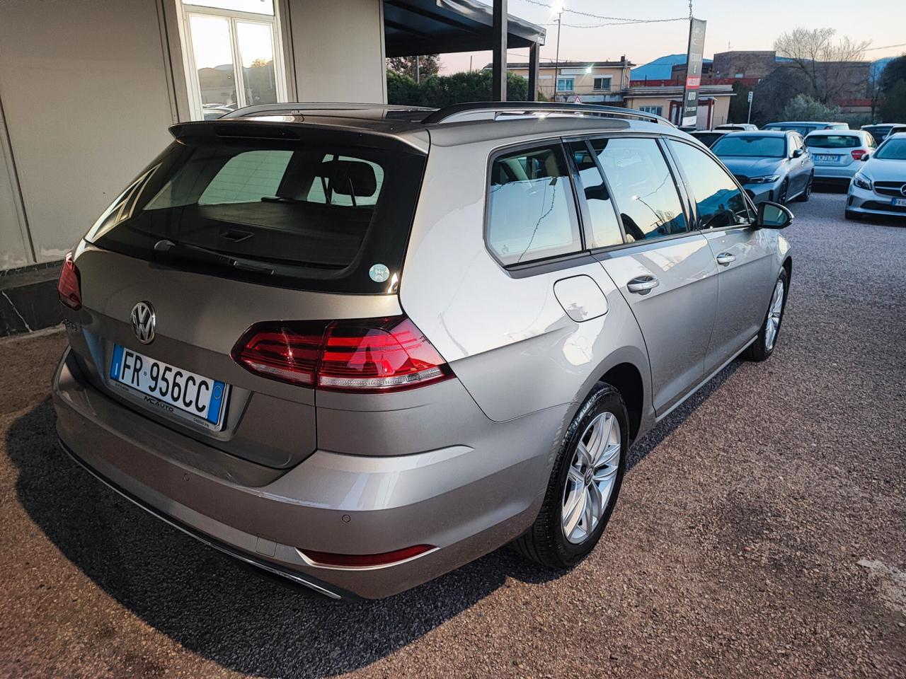 Volkswagen Golf Variant 1.6 TDI 115 CV 5p. Highline BlueMotion Technology