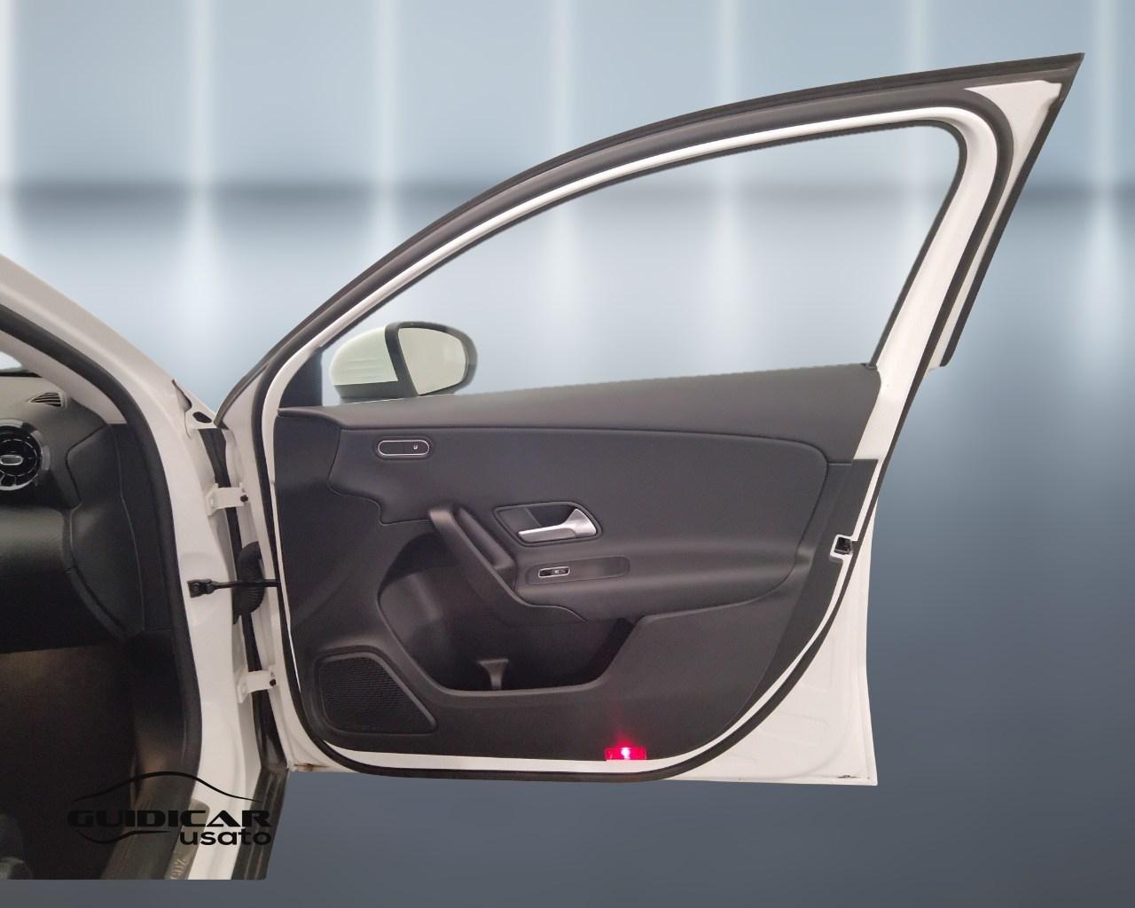 Mercedes-Benz Classe A - W177 2023 - A 180 d Advanced auto