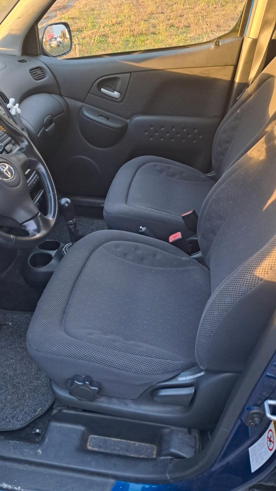 Toyota Yaris Verso 1.4 Tdi D-4D cat Sol '03