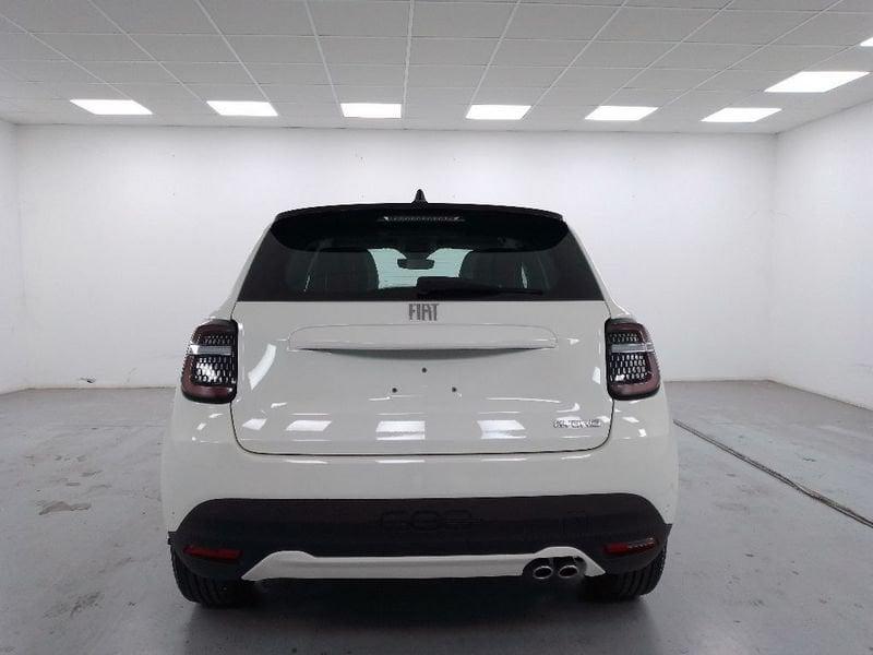 FIAT 600 1.2 hybrid Icon 145cv auto