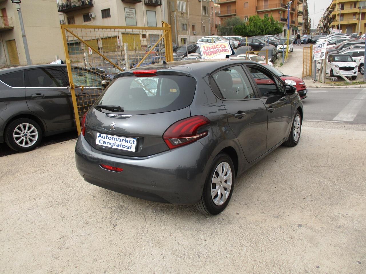 Peugeot 208 PureTech 82 5 porte MOLTO BELLA