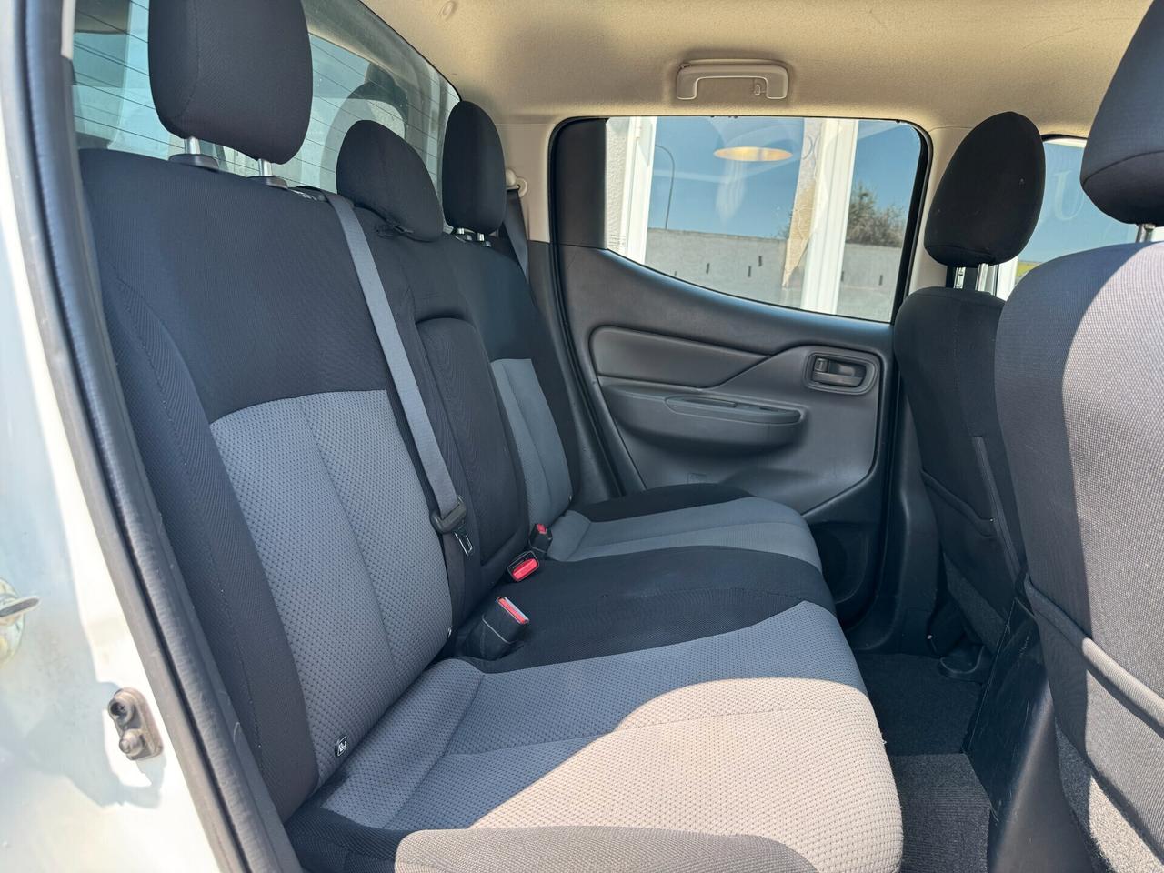 MITSUBISHI L200 2.4 DI-D/154CV 4X4 DOUBLE CAB 2019