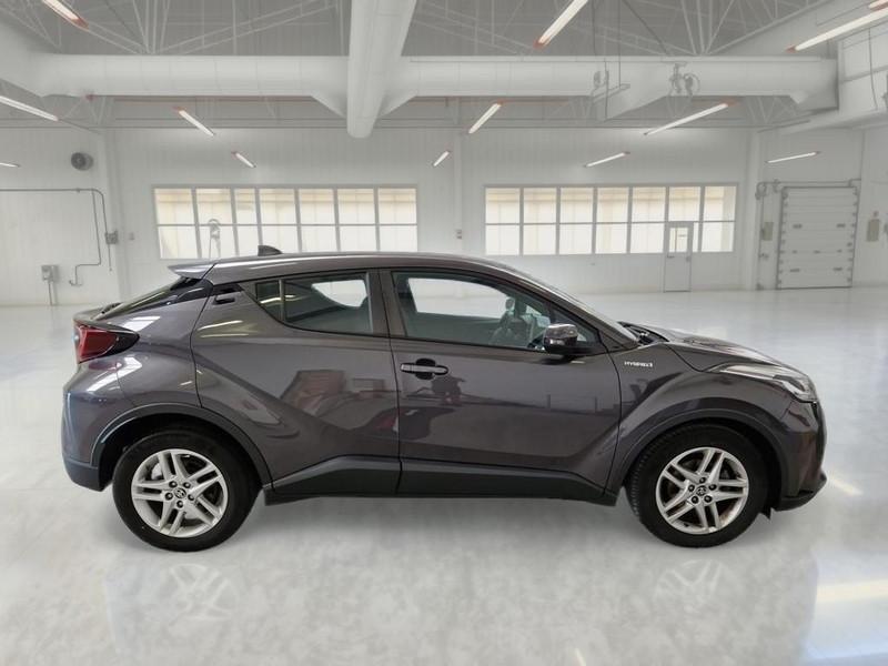 TOYOTA C-HR 1.8H 98CV E-CVT Business