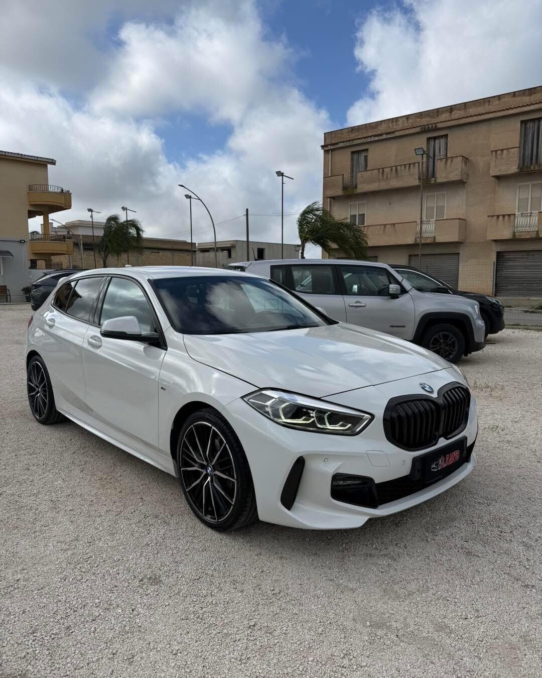 Bmw 118d 5p. Msport