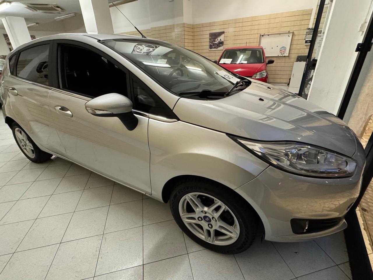 Ford Fiesta 1.4 5 porte Bz.- GPL