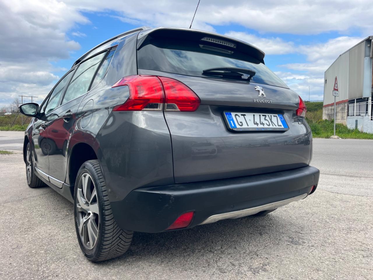 Peugeot 2008 1.6 e-HDi 92 CV Stop&Start Urban Cross