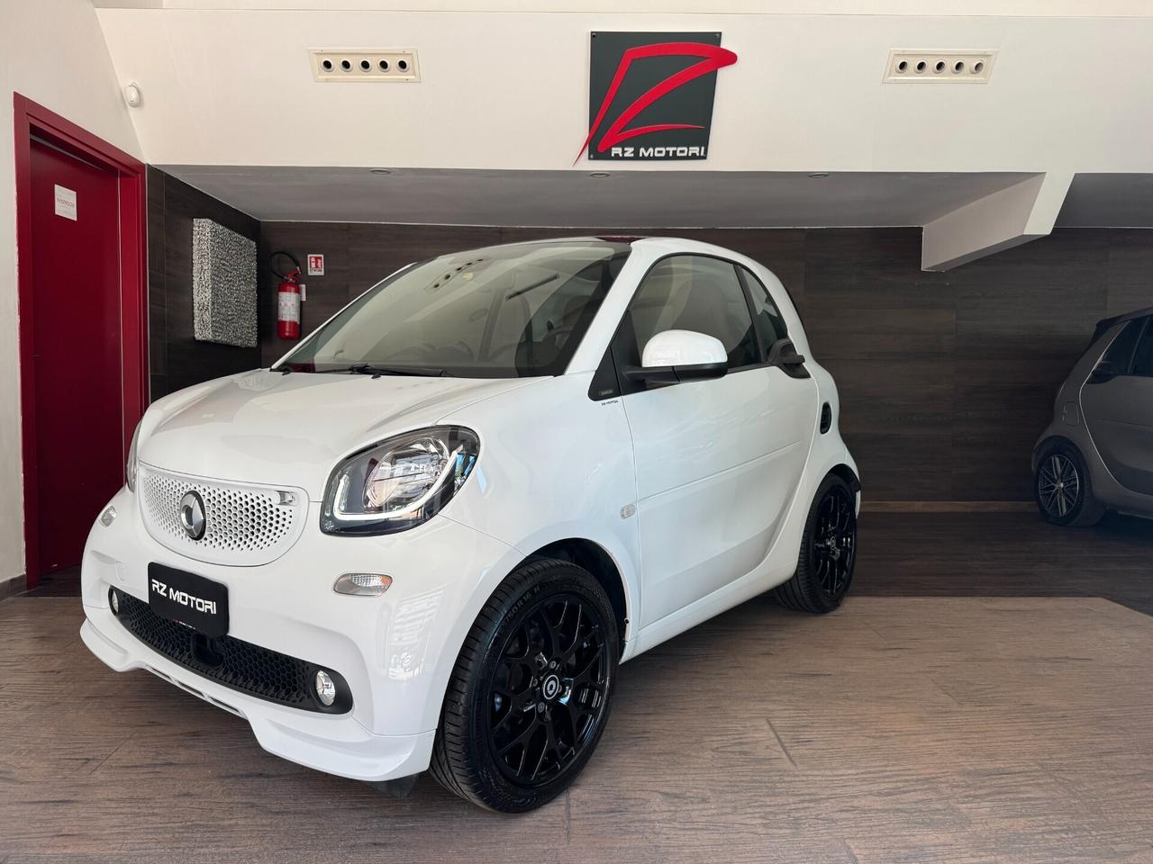 Smart ForTwo SUPERPASSSION 90 CV 0.9 t Superpassion 90cv twinamic-INTERNI PELLE COCOA-FULL OPTIONAL-