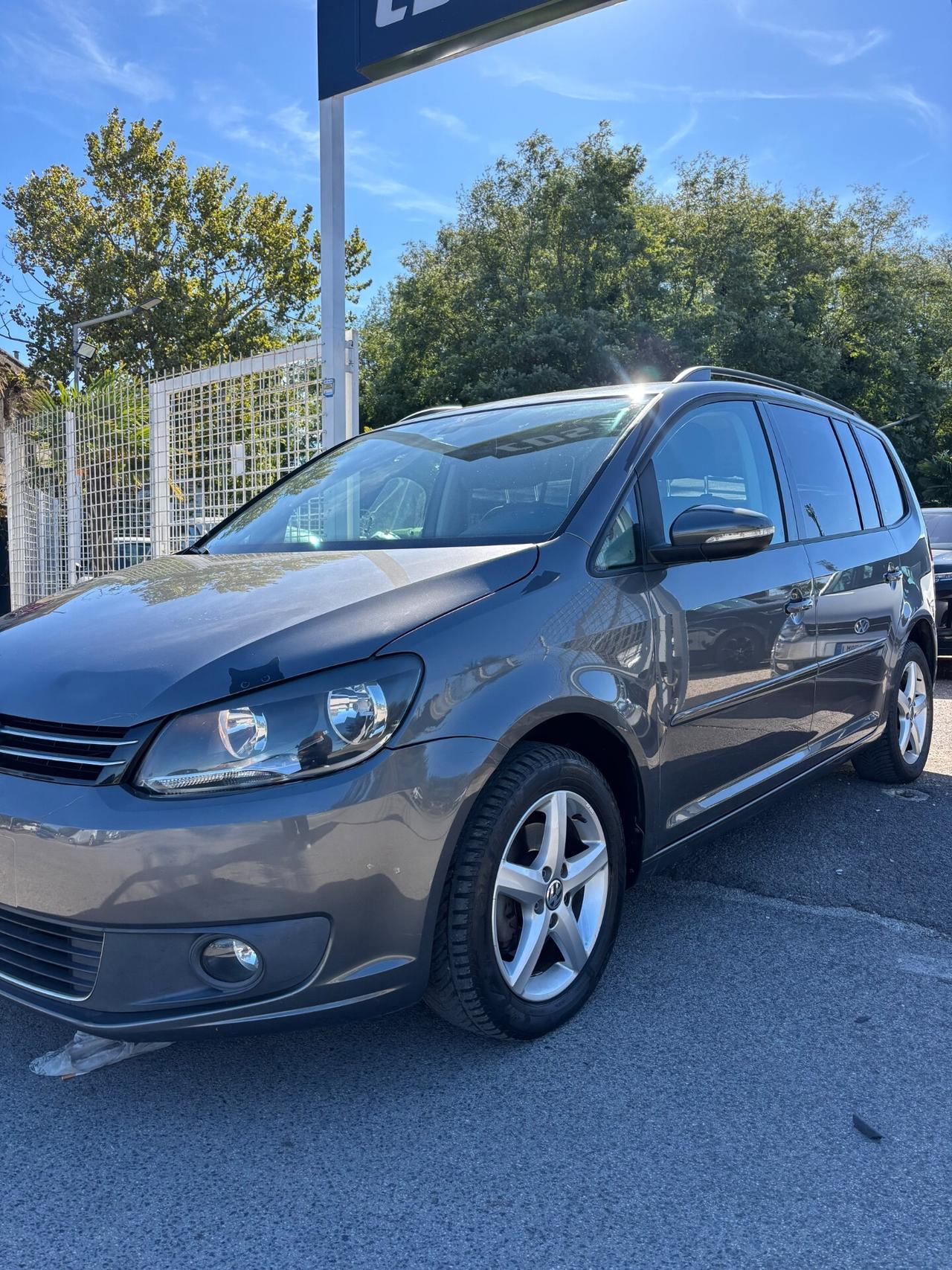 Volkswagen Touran 1.6 TDI DSG Comfortline