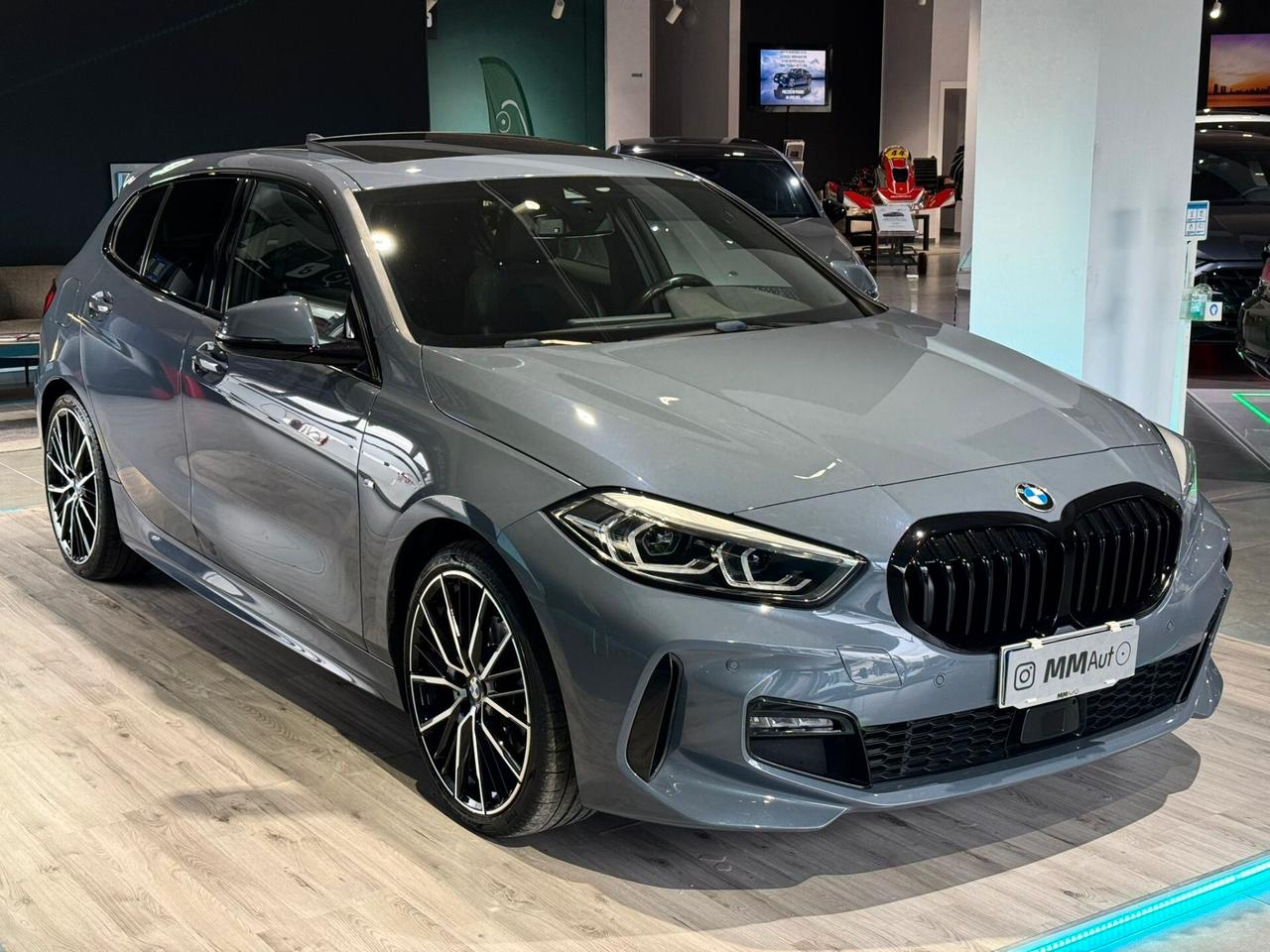 Bmw 118d 5p. M-Sport Shadow Line