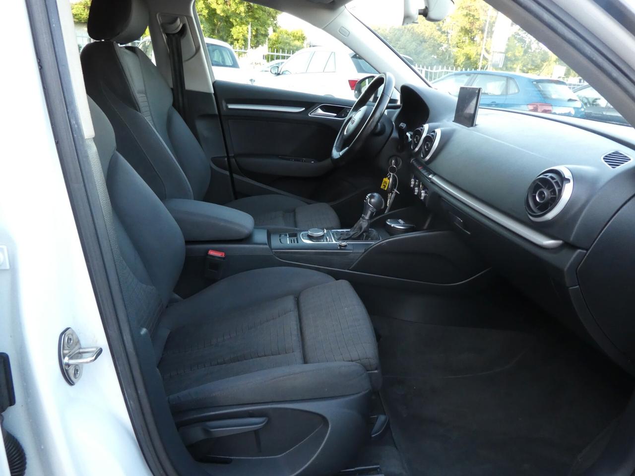 Audi A3 1.6 TDI clean diesel S tronic Ambition OK NEOPATENTATI