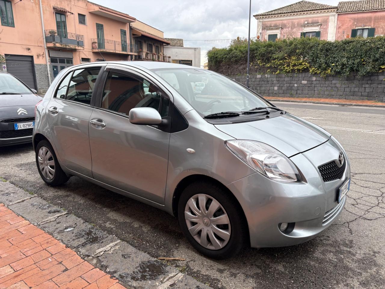 Toyota Yaris 1.0 5 porte Sol 2008