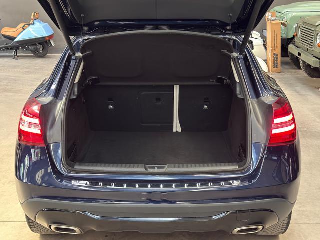 MERCEDES-BENZ GLA 180 d Automatic Sport