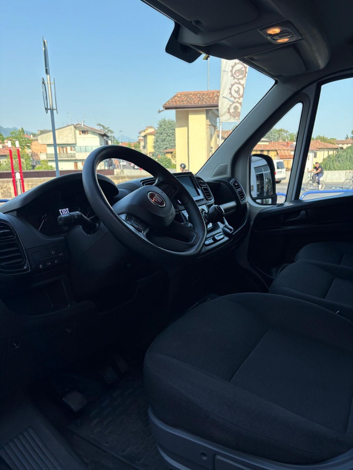 Fiat Ducato 35 2.2 mjt 140cv PM-TM furgone iva esposta
