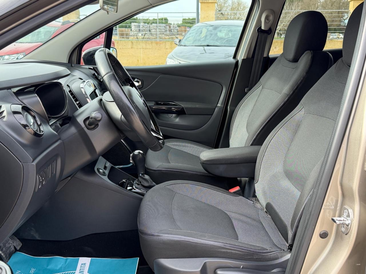 Renault Captur 1.5 dCi 8V 90 CV EDC Energy R-Link