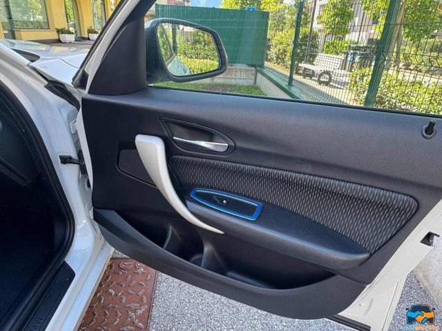 BMW 118 d xDrive 5p. Sport