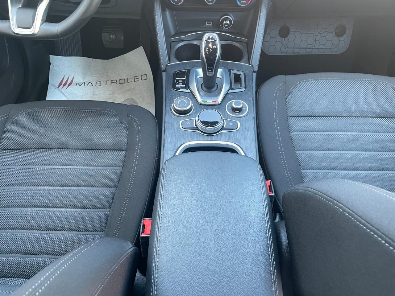 Alfa Romeo Stelvio 2.2 Turbodiesel 160 CV AT8 RWD Business