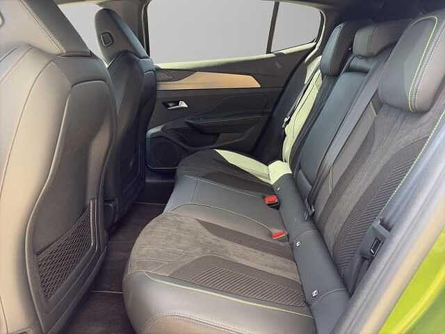 Peugeot 408 Hybrid 145 e-DCS6 GT EXCLUSIVE