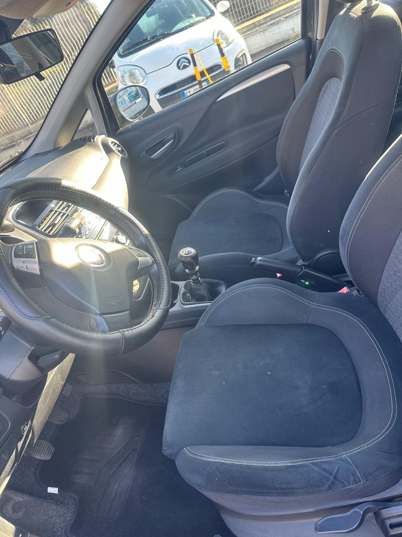 Fiat Punto 1.4 8V 5 porte Easypower Lounge