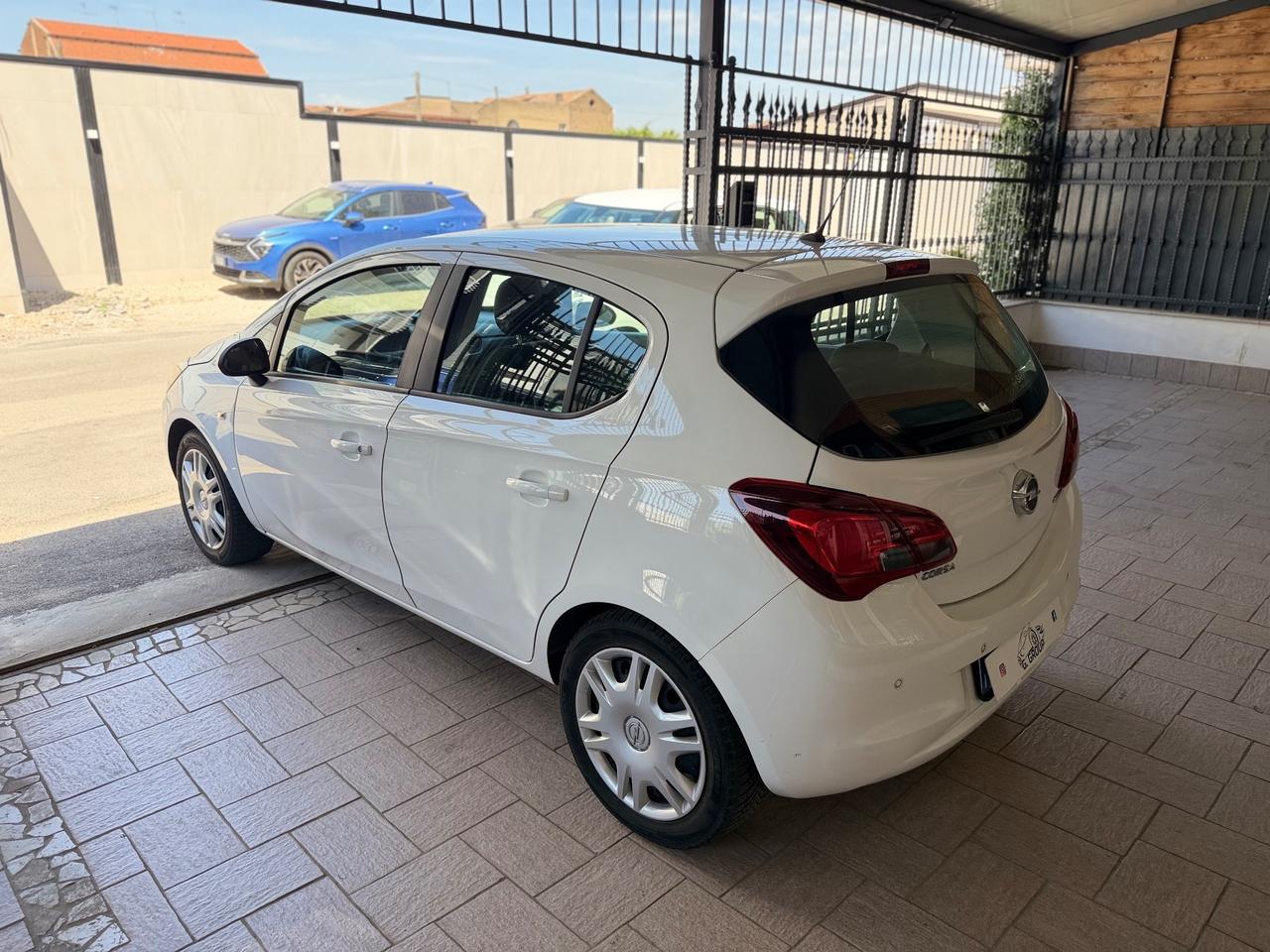 Opel Corsa 1.4 90CV GPL Tech 5 porte Innovation