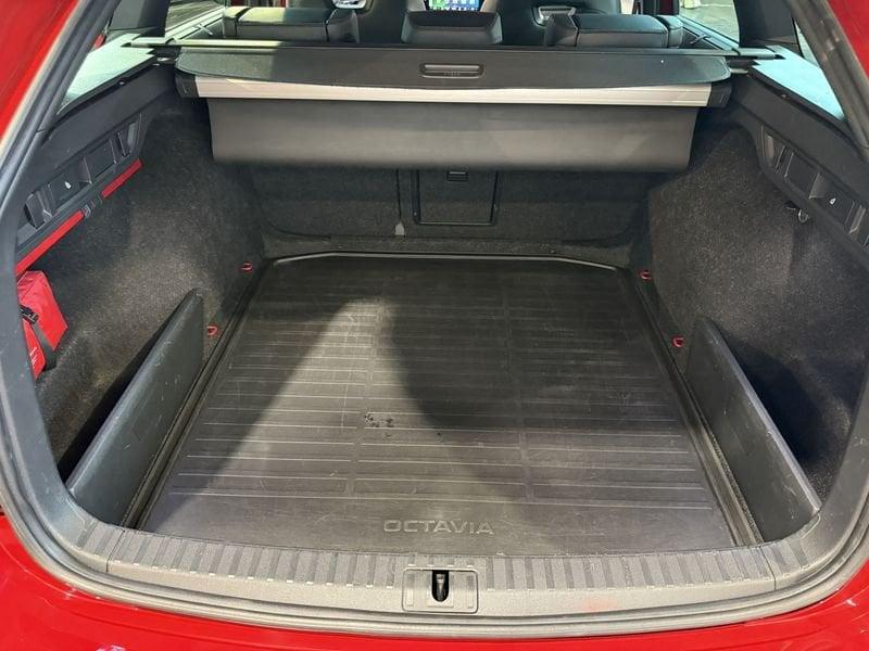 Škoda Octavia 2.0 TDI EVO 147KW RS DSG 4WD