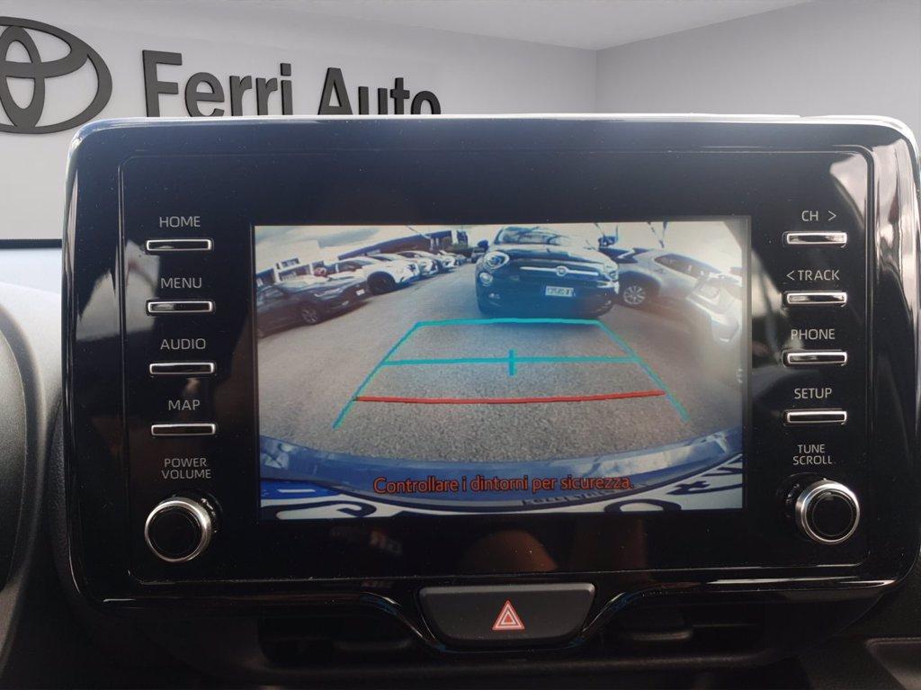 TOYOTA Yaris 1.5h active del 2021