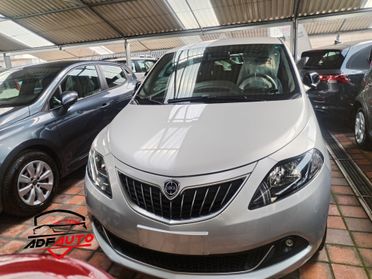 Lancia Ypsilon 1.0 FireFly 5 porte S&S Hybrid Ecochic Gold