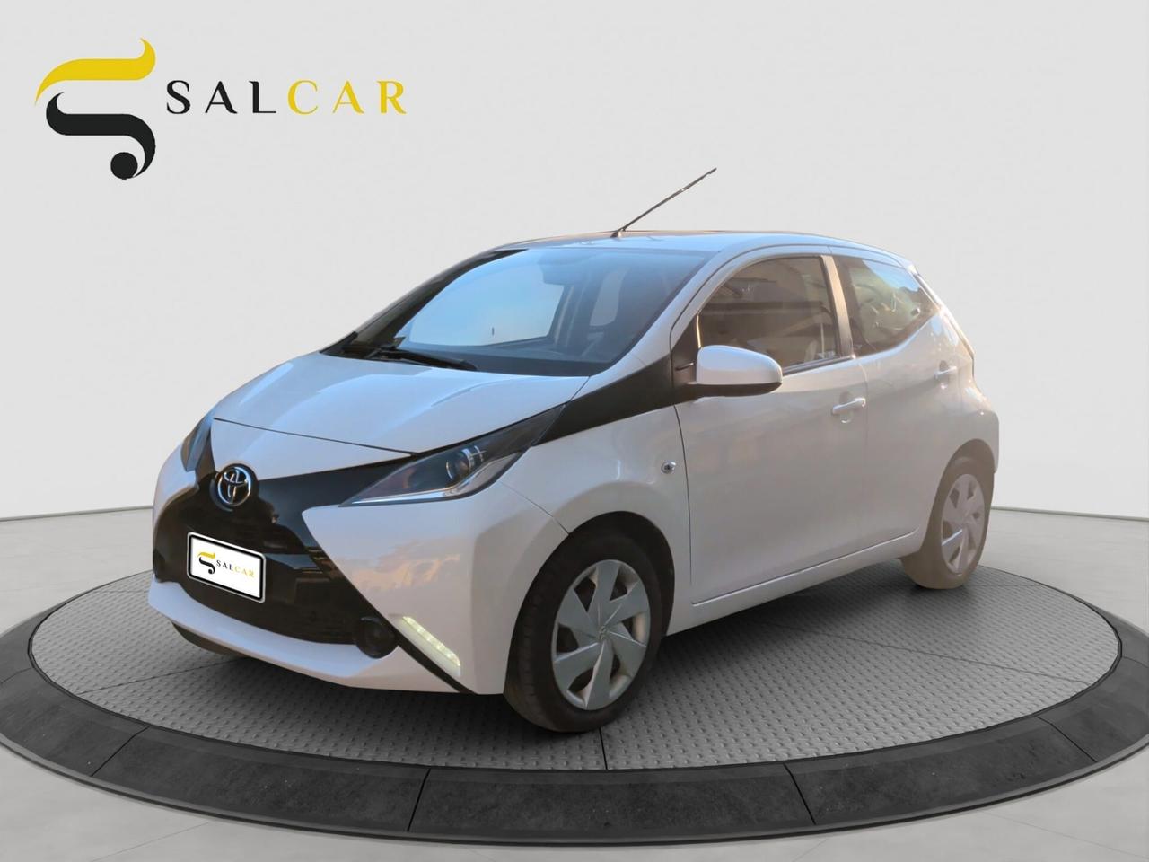 Toyota Aygo 1.0 VVT-i 69 CV 5 porte x-play TSS 2018